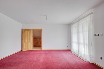 Prodej domu 376 m², Hřebeč