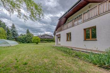 Prodej domu 376 m², Hřebeč