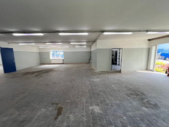 Pronájem výrobních prostor 273 m², Vsetín
