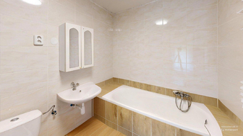 koupelna - Prodej domu 174 m², Hrušov