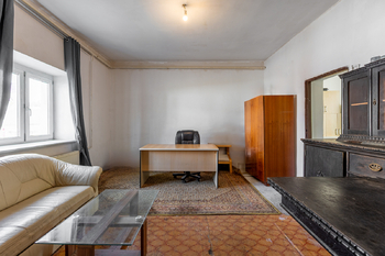 Prodej domu 240 m², Velká Hleďsebe