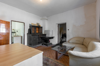 Prodej domu 240 m², Velká Hleďsebe