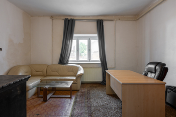 Prodej domu 240 m², Velká Hleďsebe