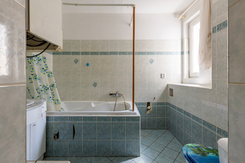 Prodej domu 240 m², Velká Hleďsebe