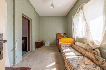 Prodej domu 240 m², Velká Hleďsebe