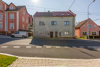 Prodej domu 240 m², Velká Hleďsebe