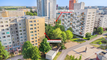 Pohled na dům a lokalitu - Pronájem bytu 2+kk v osobním vlastnictví 43 m², Praha 5 - Stodůlky