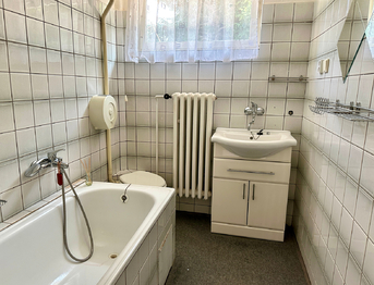 Pronájem domu 90 m², Všestary