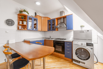 Prodej bytu 2+kk v osobním vlastnictví 53 m², Praha 3 - Vinohrady