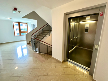 Pronájem bytu 2+kk v osobním vlastnictví 60 m², Praha 10 - Záběhlice