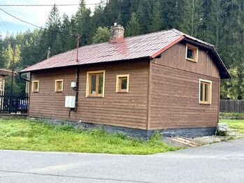 Prodej kancelářských prostor 115 m², Bílá