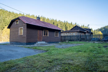 Prodej kancelářských prostor 115 m², Bílá