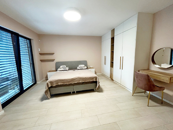 Pronájem bytu 3+kk v osobním vlastnictví 136 m², Praha 4 - Modřany