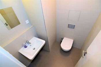 Pronájem bytu 2+kk v osobním vlastnictví 64 m², Praha 8 - Kobylisy