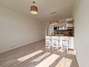 Pronájem bytu 2+kk v osobním vlastnictví 59 m², Praha 5 - Smíchov
