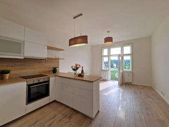 Pronájem bytu 2+kk v osobním vlastnictví 59 m², Praha 5 - Smíchov