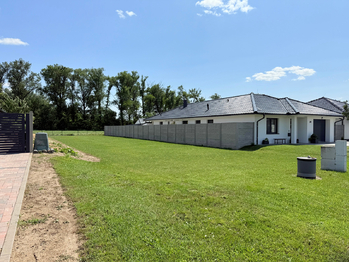 Prodej pozemku 754 m², Cvrčovice