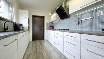 Prodej domu 122 m², Hostín u Vojkovic