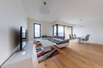 Prodej bytu 3+kk v osobním vlastnictví 101 m², Praha 8 - Libeň