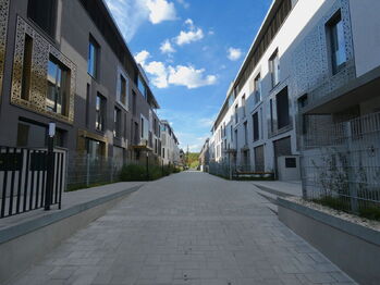 Prodej bytu 1+kk v osobním vlastnictví 40 m², Praha 8 - Libeň