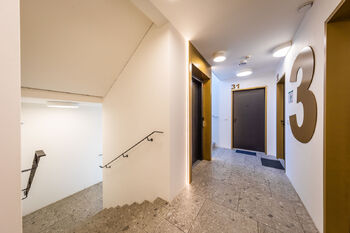 Prodej bytu 1+kk v osobním vlastnictví 40 m², Praha 8 - Libeň