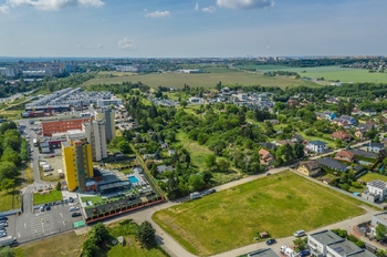 Prodej pozemku 4940 m², Praha 9 - Čakovice