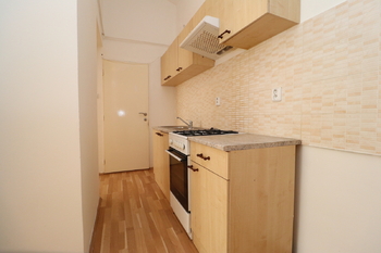 Kuchyň - Pronájem bytu 2+1 v osobním vlastnictví 40 m², Praha 2 - Nusle