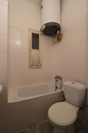 Koupelna - Pronájem bytu 2+1 v osobním vlastnictví 40 m², Praha 2 - Nusle