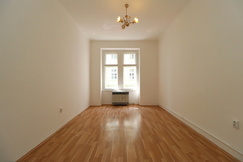 2. Pokoj - Pronájem bytu 2+1 v osobním vlastnictví 40 m², Praha 2 - Nusle