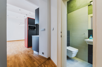 Toaleta - Pronájem kancelářských prostor 195 m², Praha 1 - Staré Město