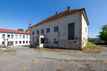 Prodej zemědělského objektu 308 m², Kladruby