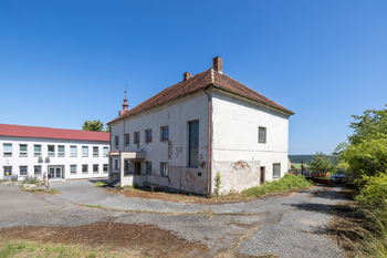 Prodej zemědělského objektu 308 m², Kladruby