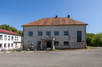 Prodej zemědělského objektu 308 m², Kladruby
