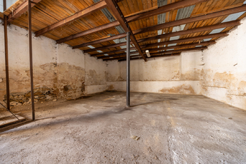 Prodej zemědělského objektu 308 m², Kladruby