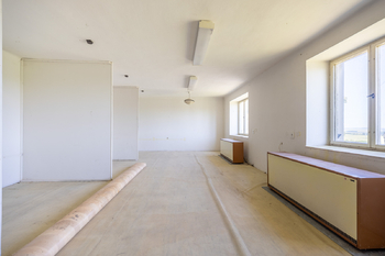 Prodej zemědělského objektu 308 m², Kladruby