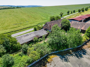 Prodej zemědělského objektu 308 m², Kladruby
