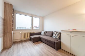 Pronájem bytu 2+kk v osobním vlastnictví 42 m², Praha 8 - Bohnice