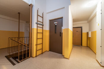 Pronájem bytu 2+kk v osobním vlastnictví 42 m², Praha 8 - Bohnice