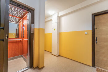 Pronájem bytu 2+kk v osobním vlastnictví 42 m², Praha 8 - Bohnice