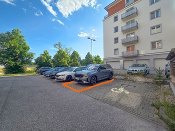parkovací stání - Pronájem bytu 3+kk v osobním vlastnictví 103 m², České Budějovice