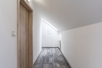 Prodej domu 120 m², Krupá