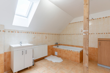 Prodej domu 120 m², Krupá