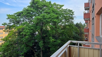 Výhled z balkonu - Prodej bytu 2+1 v osobním vlastnictví 57 m², Brno
