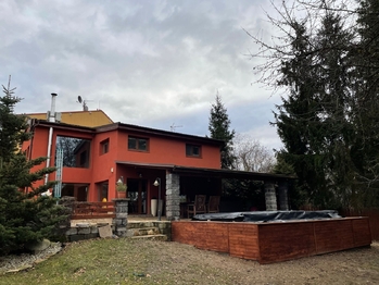 Prodej domu 246 m², Zdiby