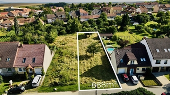 Prodej pozemku 888 m², Ořechov