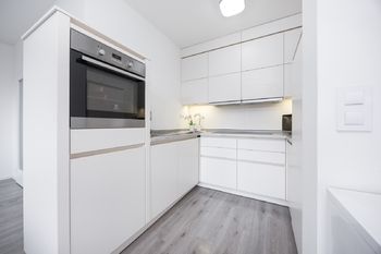 Prodej bytu 3+kk v osobním vlastnictví 104 m², Praha 3 - Strašnice