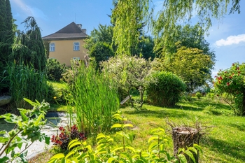 Prodej domu 358 m², Včelákov