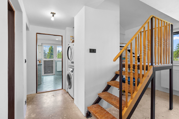 2.NP - 3.NP - Prodej domu 254 m², Zdiby