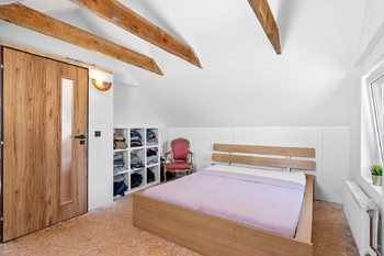 3.NP ložnice - Prodej domu 254 m², Zdiby