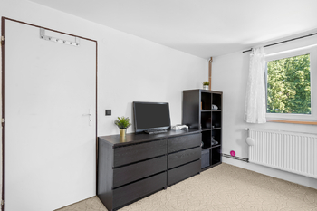 2.NP pokoj 1 - Prodej domu 254 m², Zdiby